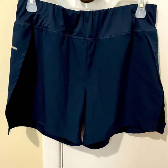 Avia flowing running tennis Women’s shorts Medium Navy - Picture 1 of 5